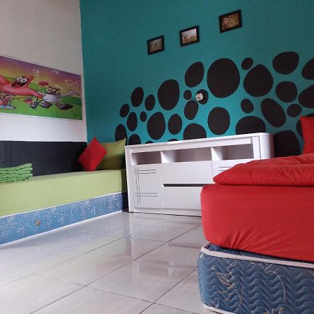 Batununggul Dragonfly Hostel And Homestay מראה חיצוני תמונה
