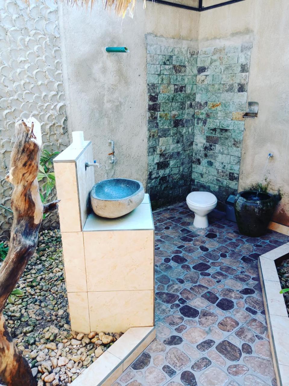 Batununggul Dragonfly Hostel And Homestay מראה חיצוני תמונה